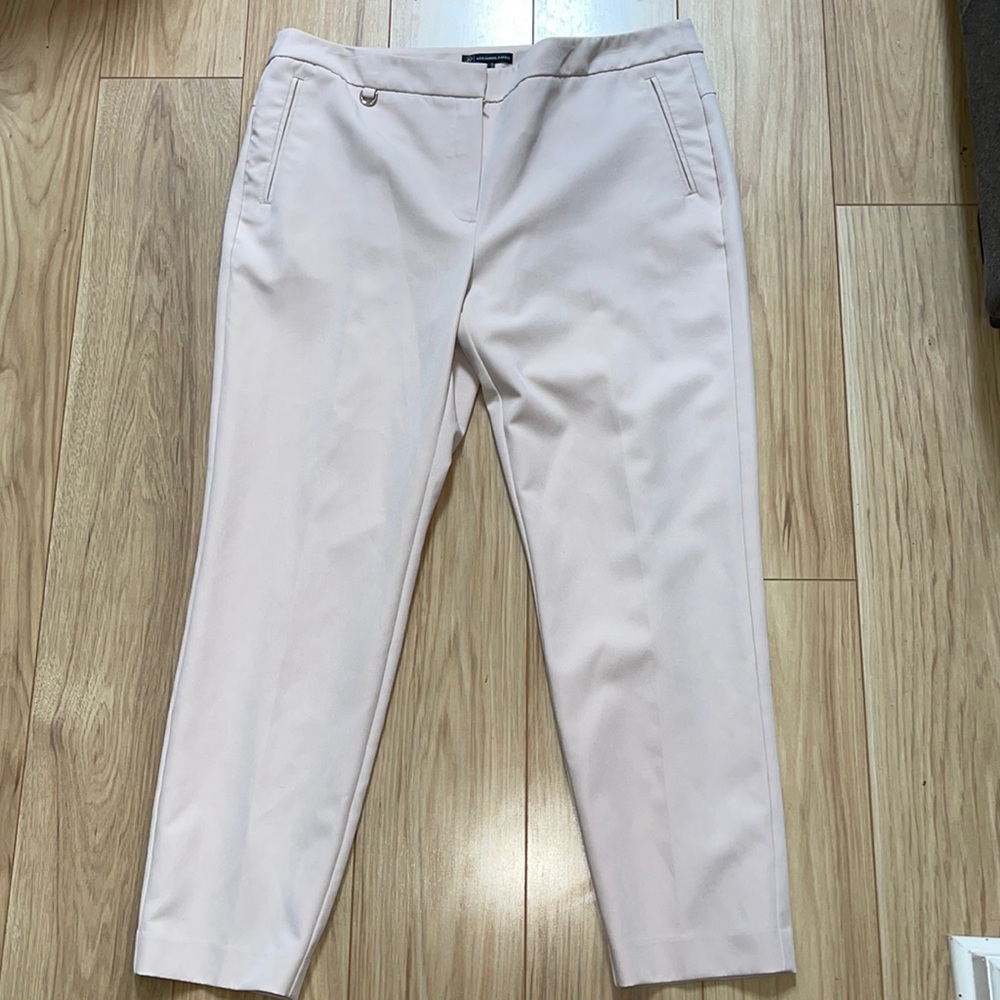 Beige cropped pants (slight pink color) TBD B